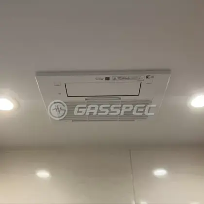 施工後の浴室乾燥機（リンナイ RBH-C3302K3P）