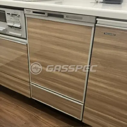 施工後のビルトイン食洗機（パナソニック NP-45MD9S）