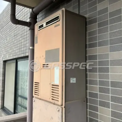 施工前の暖房熱源機（RUFH-2405AW2-3）