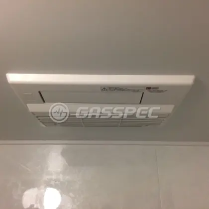 施工後の浴室乾燥機（リンナイ RBH-C336K1P）