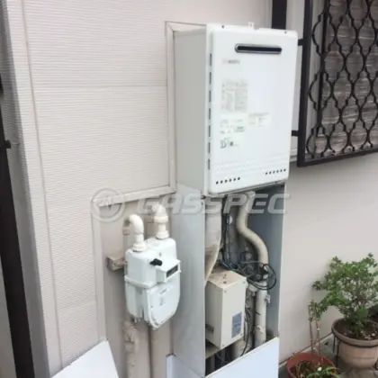 施工前の給湯器（GT-2450AWX）
