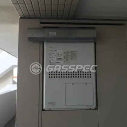 施工前の暖房熱源機（GTH-2413AWXH）