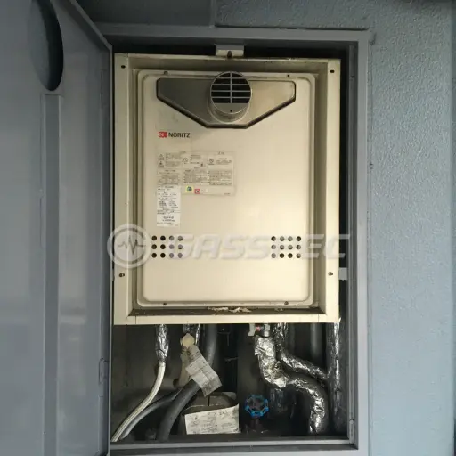 交換前の給湯器（ノーリツ GT-1612SAWX-T）