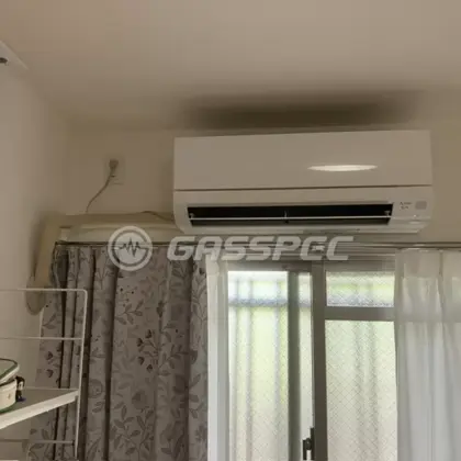 施工後のエアコン（三菱 MSZ-GV2225-W）