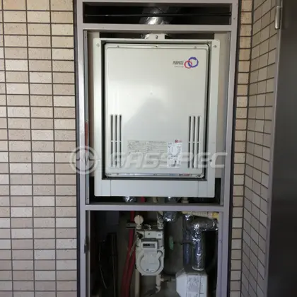 施工前の給湯器（GX-240AB）