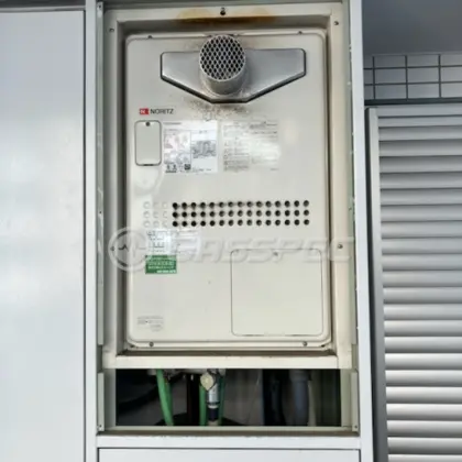 施工前の暖房熱源機（GTH-2444AWX3H-T-1 BL）