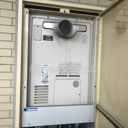 施工前の暖房熱源機（RUFH-V2400AT2-6）