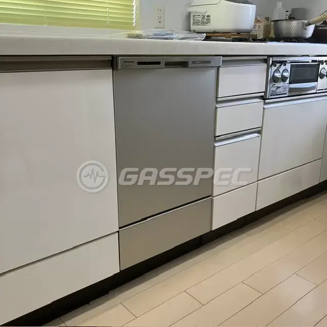 交換後のビルトイン食洗機（パナソニック NP-45MC6T）