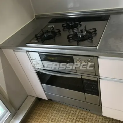 施工前のビルトインガスコンロ（C3WF8PWAVKST/GMO-S3710E）
