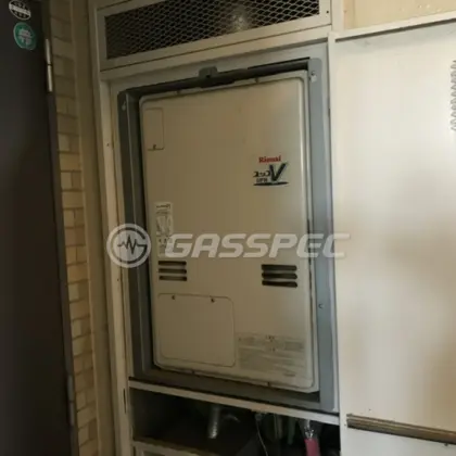 施工前の暖房熱源機（RUFH-V2403SAU2-3）