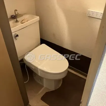施工後の便座（TOTO TCF4724#NW1）