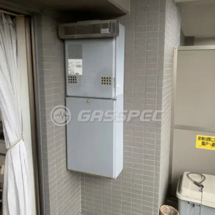 施工前の給湯器（GT-2422SAWX）