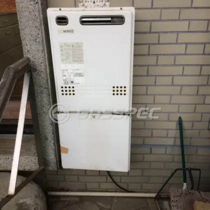 施工前の給湯器（GT-1627AWX）