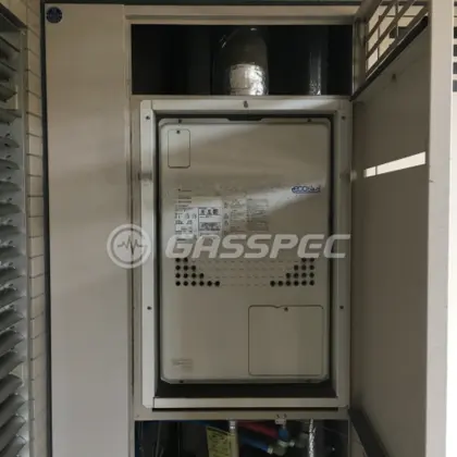 施工前の暖房熱源機（GTH-C2436AWX3H-H）