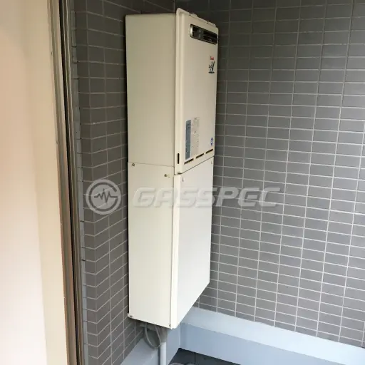 交換前の給湯器（リンナイ RUF-V2401SAW）