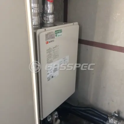 施工後の給湯器（ノーリツ GT-2451SAWX-FF-2 BL）