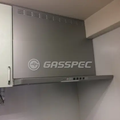 施工後のレンジフード（リンナイ LGR-3R-AP901SV）