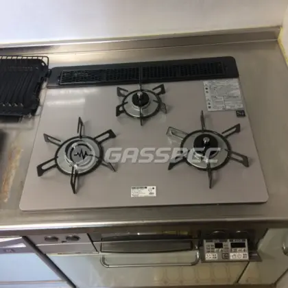 施工後のビルトインガスコンロ（リンナイ RHS31W17G24R-STW）