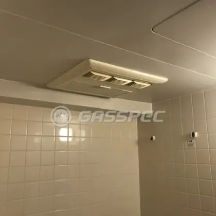 施工前の浴室乾燥機（FTMB2805B）