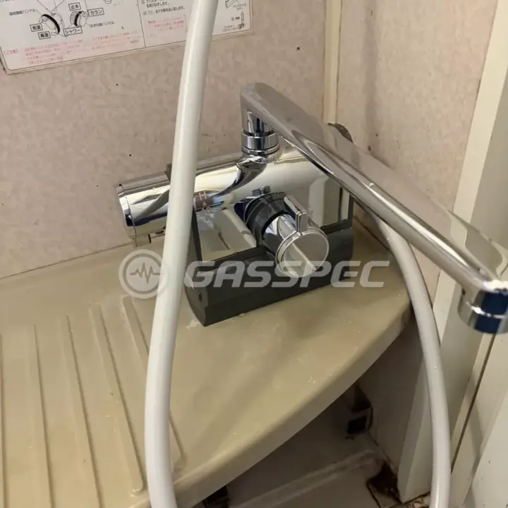 交換後の水栓・蛇口（KVK KF3008LR2）