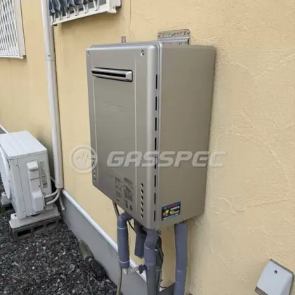 施工後の給湯器（ノーリツ GT-C2472SAW-1 BL）