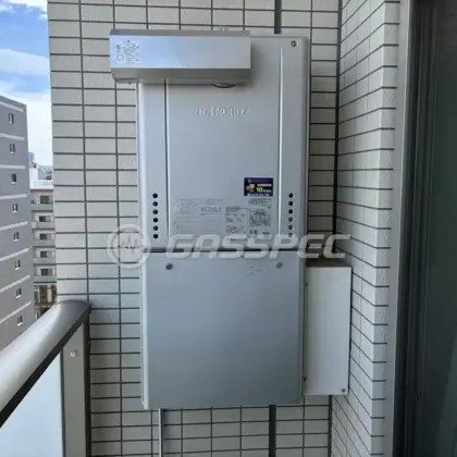 施工後の給湯器（ノーリツ GT-C2472SAW-L-1 BL）