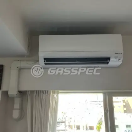 施工後のエアコン（三菱 MSZ-AXV3626-W）
