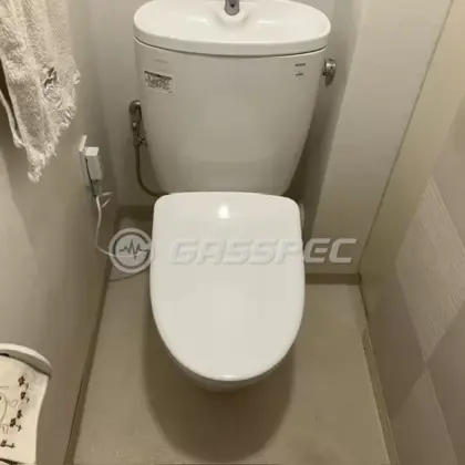 施工後の便座（TOTO TCF4714AM#NW1）
