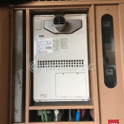 施工前の給湯器（GTH-2413AWXH-T）
