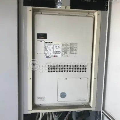 施工前の暖房熱源機（GTH-2417AWX6H-H）