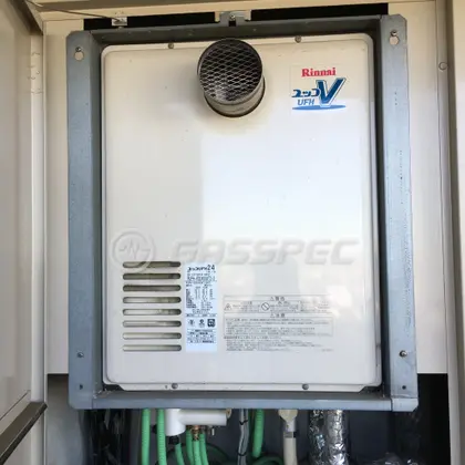 施工前の給湯器（RUFH-VD2400AT2-3）