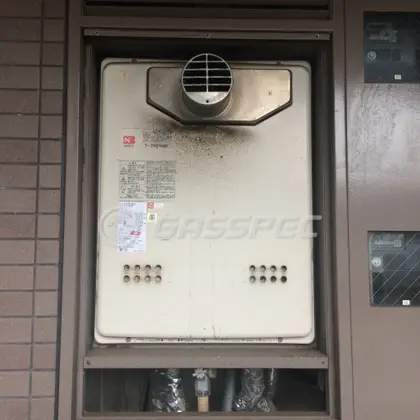 施工前の給湯器（T-208SAW-T）