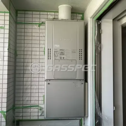 施工後の暖房熱源機（ノーリツ GTH-C2471AW6H-H BL）