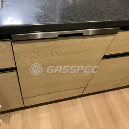 施工後のビルトイン食洗機（パナソニック NP-45BD1W）