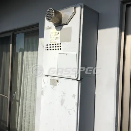 施工前の暖房熱源機（GTH-2435AWX3H-T）