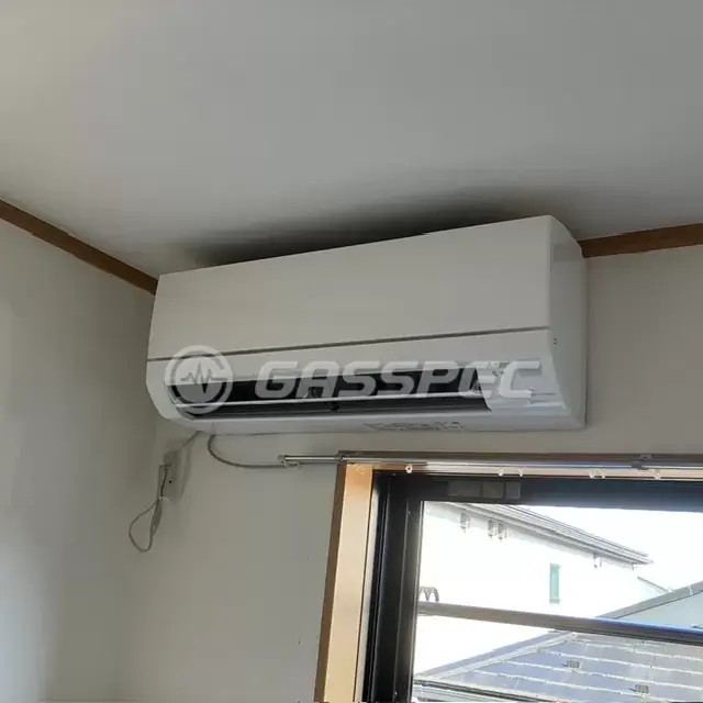 交換後のエアコン（三菱 MSZ-GV2226-W）