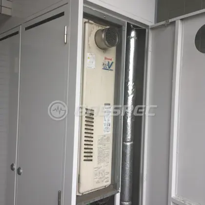 施工前の暖房熱源機（RUFH-VS2400AT2-3）