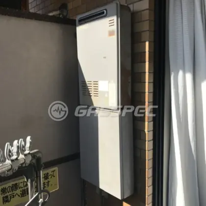 施工前の給湯器（OUR-1600）