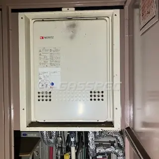 施工前の給湯器（GT-2422SAWX-TB）