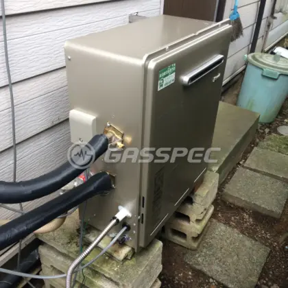施工後の給湯器（リンナイ RFS-E2008SA(A)）