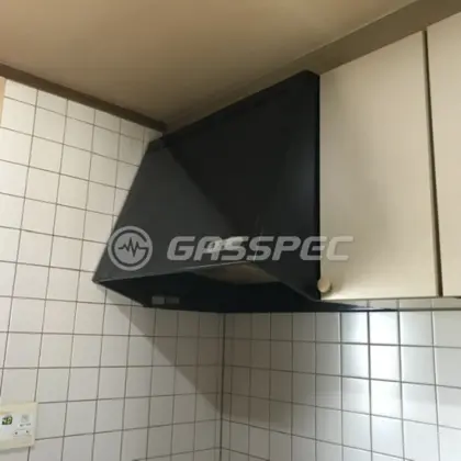 施工前のレンジフード