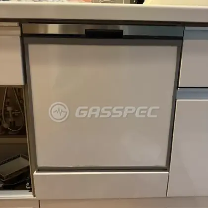 施工後のビルトイン食洗機（パナソニック NP-45BS1S）
