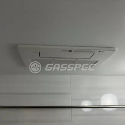 施工後の浴室乾燥機（リンナイ RBH-C3302K3P）