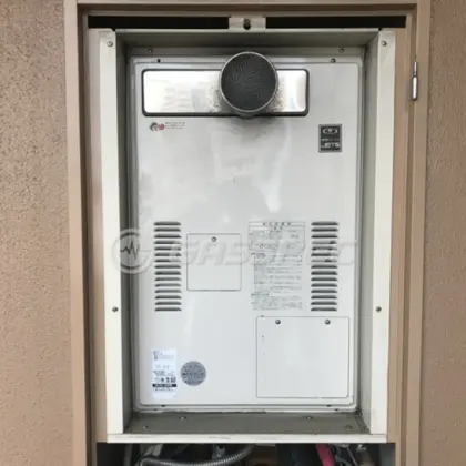 施工前の暖房熱源機（YG2431RT）