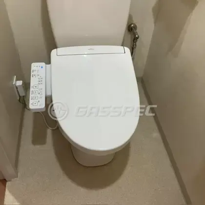 施工後の便座（TOTO TCF6624#NW1）