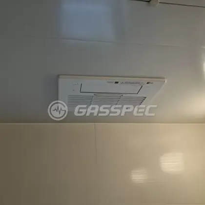 施工後の浴室乾燥機（リンナイ RBH-C3302K1P）
