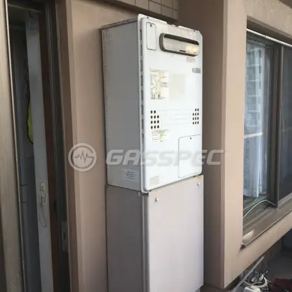 施工前の暖房熱源機（GTH-C2441AWX3H）