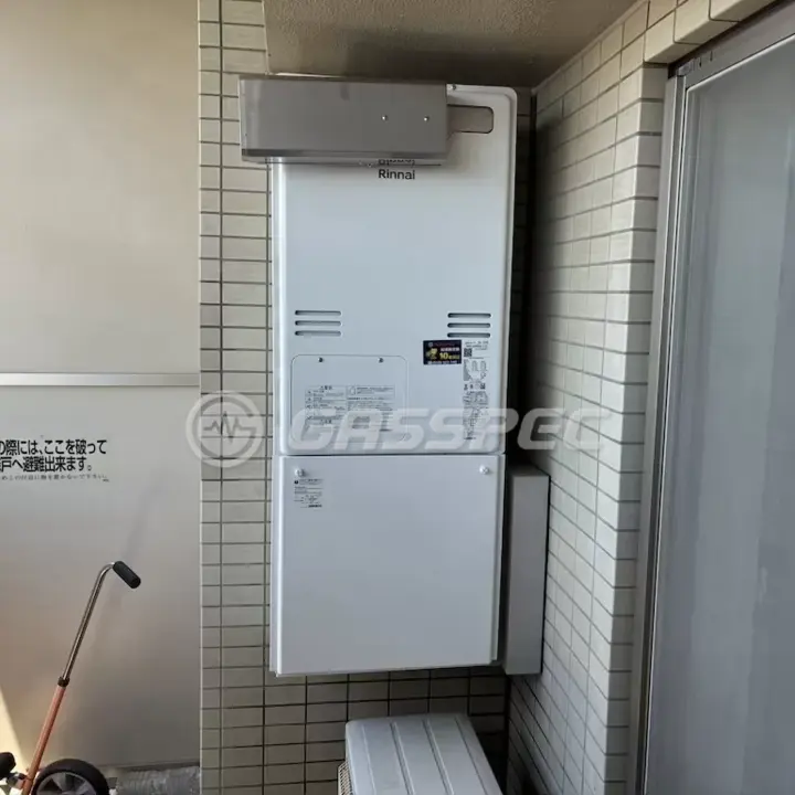 交換後の暖房熱源機（リンナイ RUFH-A2400AA2-3(A)）
