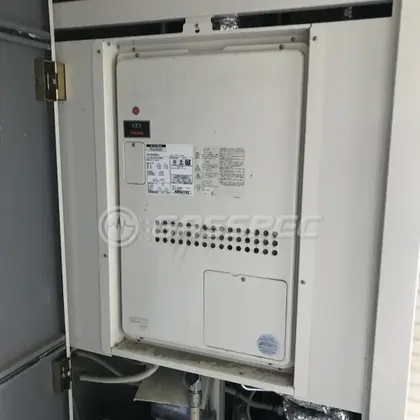 施工前の暖房熱源機（GTH-2434AWX6H-H）
