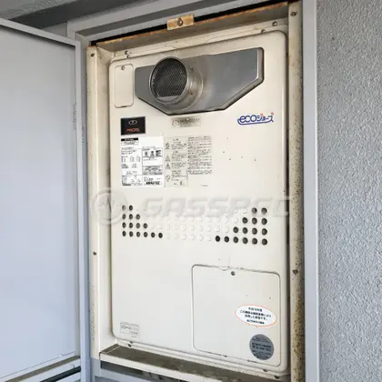 施工前の暖房熱源機（GTH-C2437SAWX6H-T）